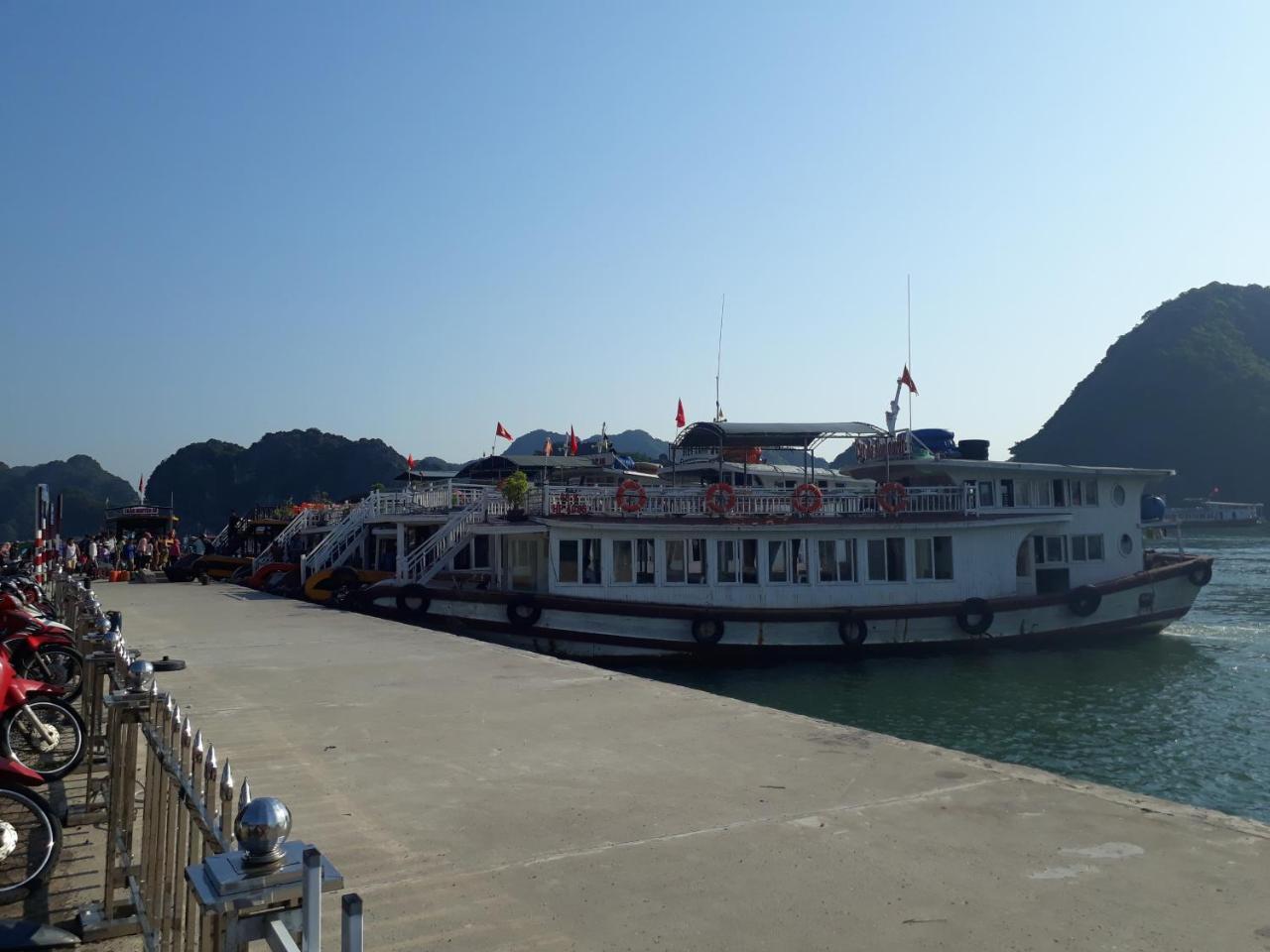 Catba Sky View Hotel Dong Khe Sau Exterior foto